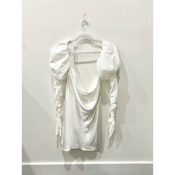 NWT For Love & Lemons Hazel Puff Sleeve Mini Dress with Gloves White Women's M - Picture 3 of 6